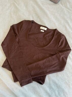Babaton Contour Chocolate Brown Scoop Neck Long Sleeve